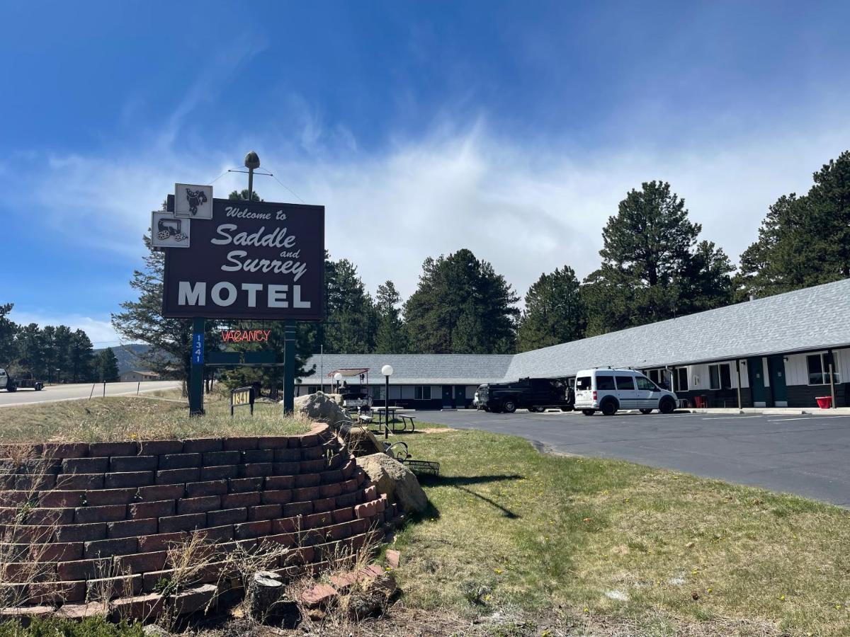 אסטס פארק Saddle & Surrey Motel מראה חיצוני תמונה