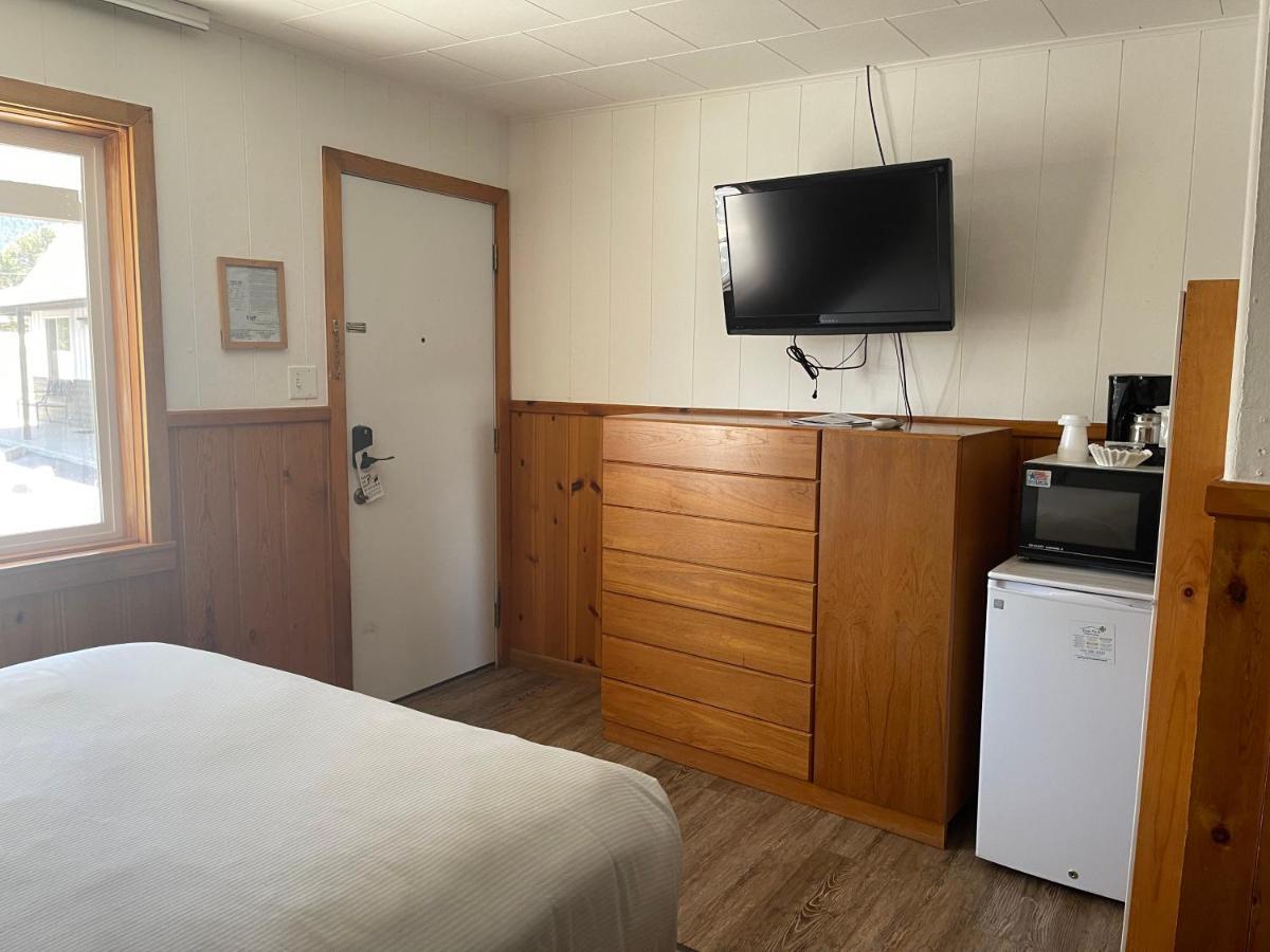 אסטס פארק Saddle & Surrey Motel חדר תמונה